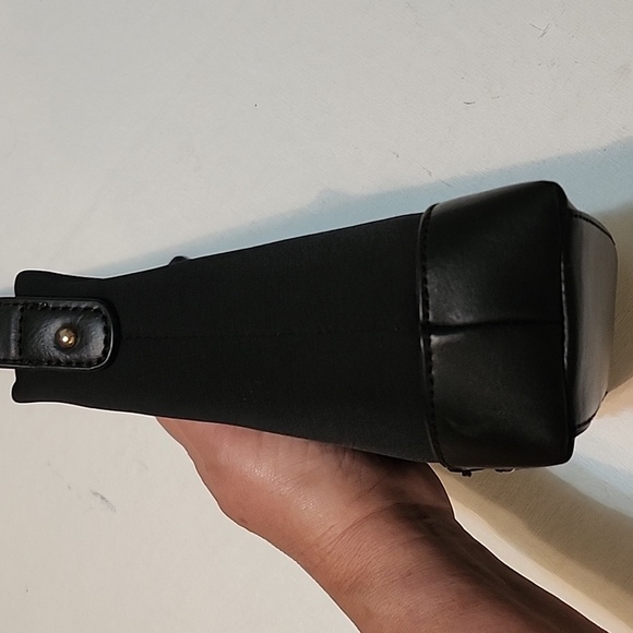 Etienne Aigner Black Nylon and Faux Leather Shoulder Bag EUC - Picture 7 of 9